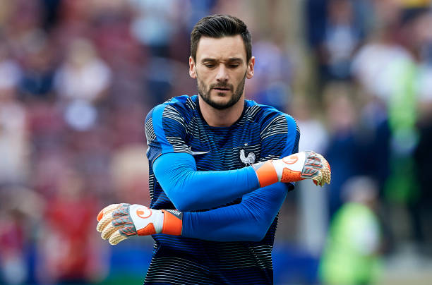 某些方面的 某些方面的