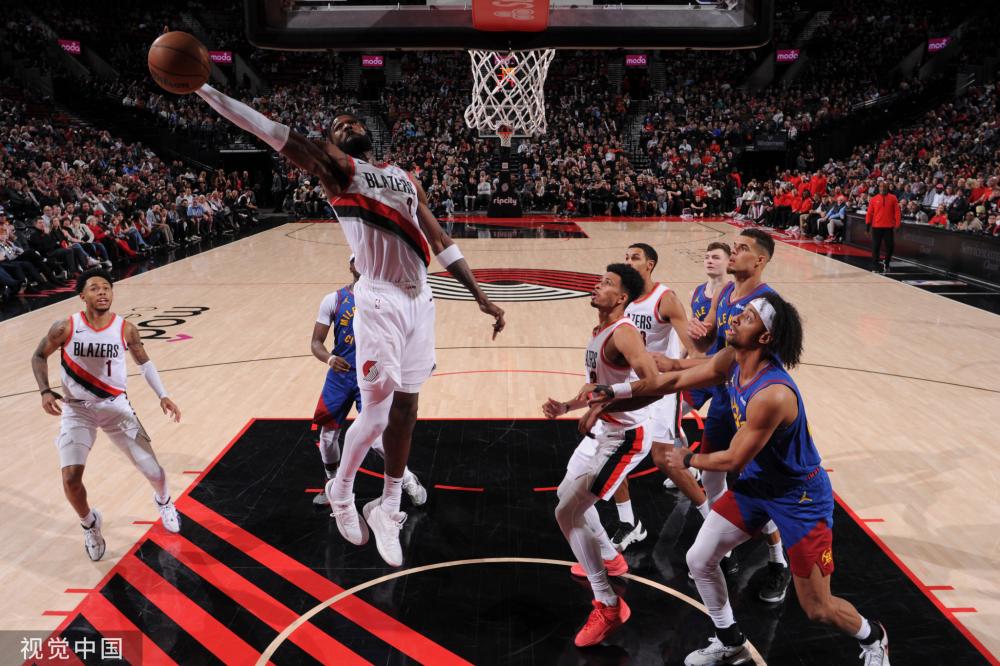 他们以强硬 他们以强硬