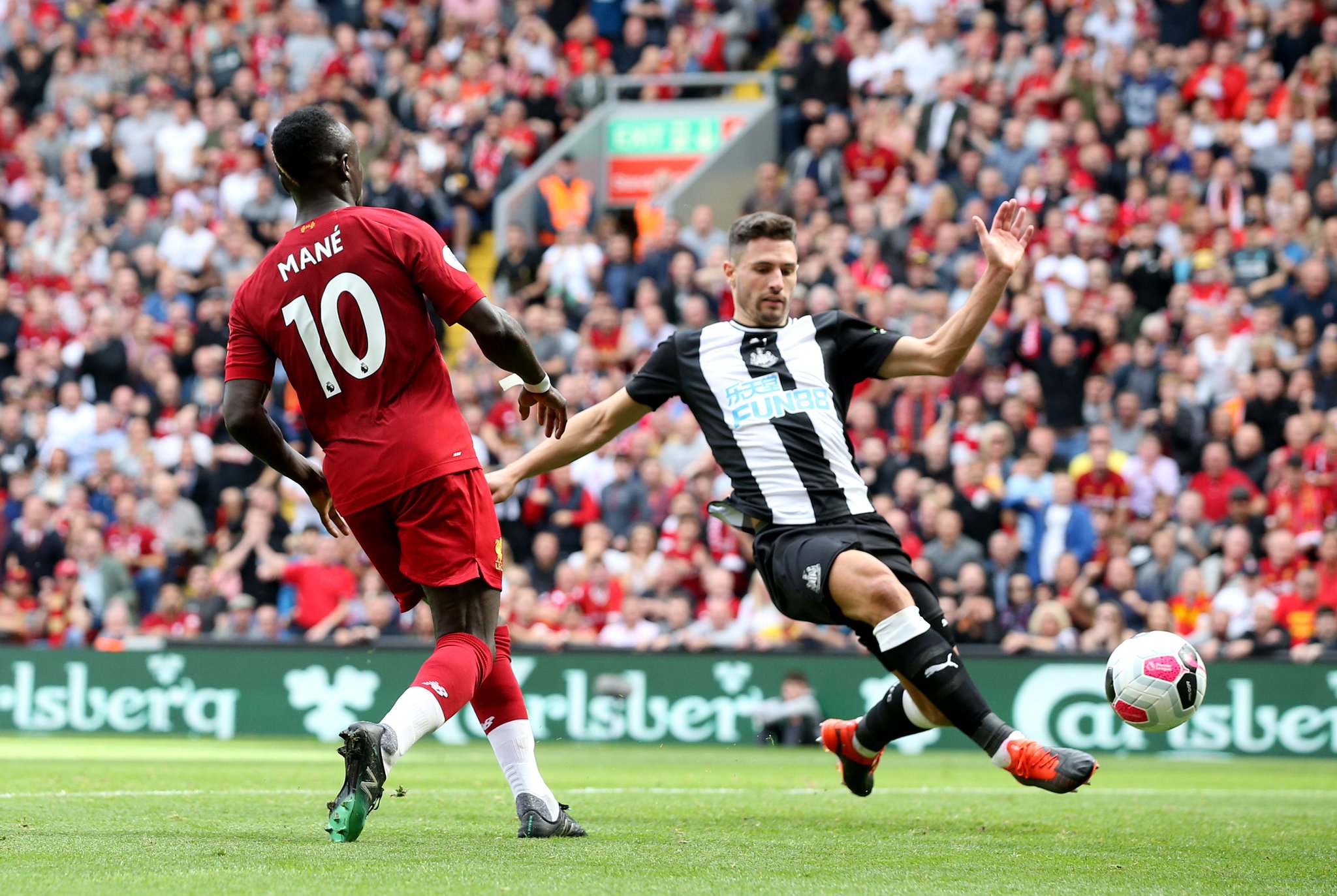 是现代足球 是现代足球